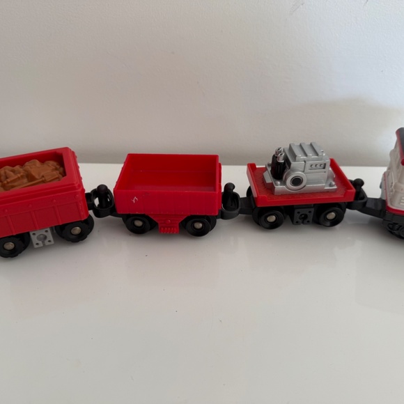 Fisher Price GeoTrax ~ Goggles & Bunsen! Smartest Team Engine cars & figure - Picture 7 of 11